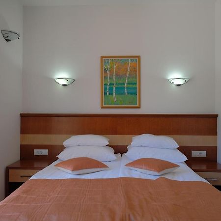 Motel Mujanic Sarajevo Mostarsko Raskrsce Exteriör bild