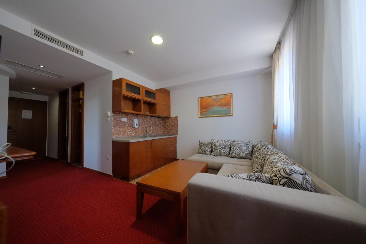 Motel Mujanic Sarajevo Mostarsko Raskrsce Exteriör bild