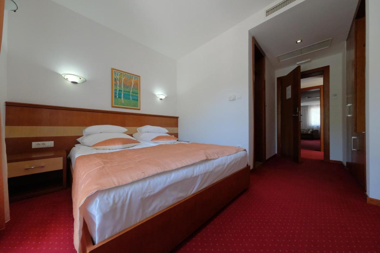 Motel Mujanic Sarajevo Mostarsko Raskrsce Exteriör bild