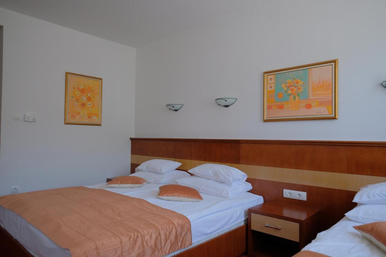 Motel Mujanic Sarajevo Mostarsko Raskrsce Exteriör bild