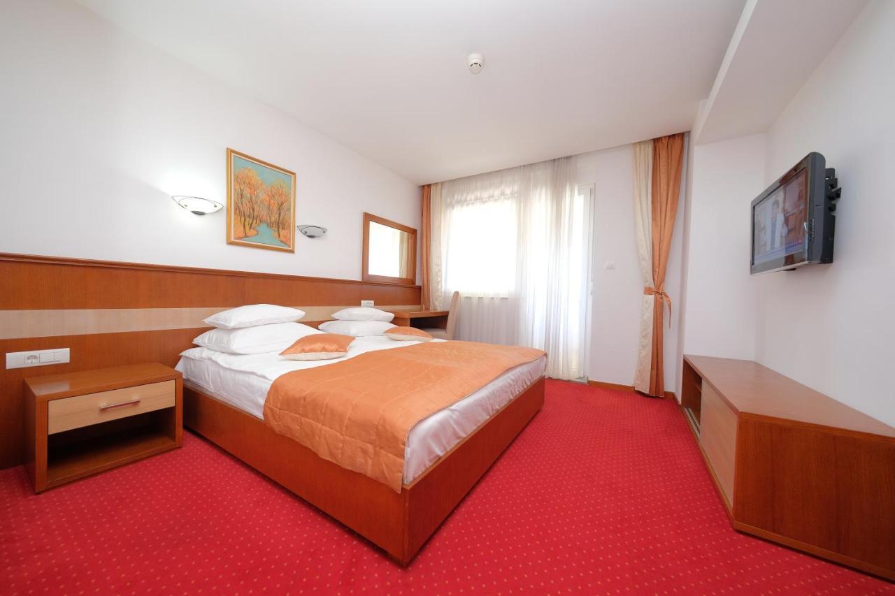 Motel Mujanic Sarajevo Mostarsko Raskrsce Exteriör bild